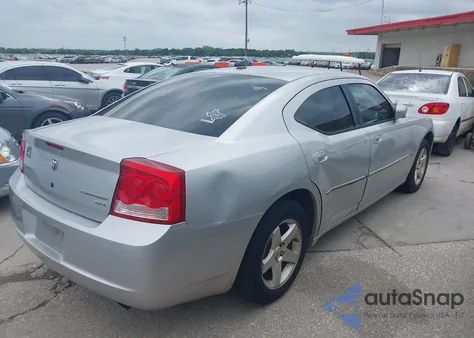 2010 Dodge Charger Sxt z USA, uszkodzony, nr VIN 2B3CA3CV2AH227658